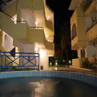 Aparthotel Artemis 3*